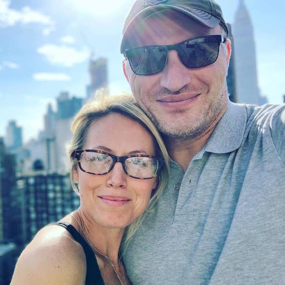 Meet your Posher, Lauren - Picture 1 of 1